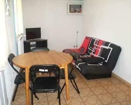 Апартаменты Gogo Location 1 Forest-Saint-Julien Экстерьер фото