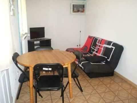 Апартаменты Gogo Location 1 Forest-Saint-Julien Экстерьер фото